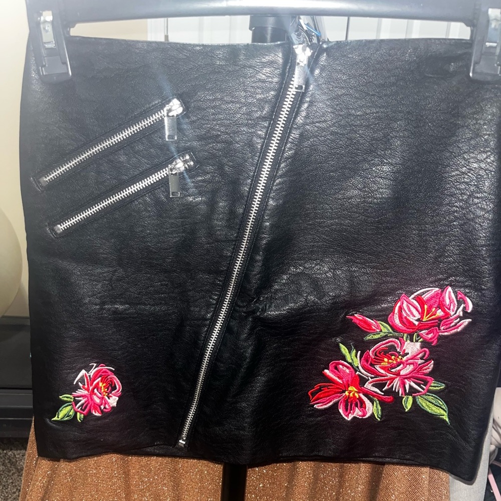 Divided Black faux leather Skirt with Pink Floral Embroidery